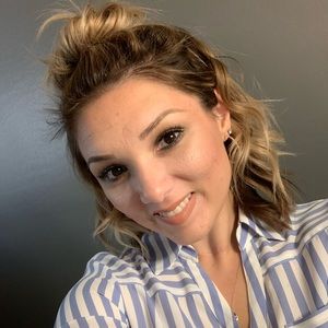 Meet your Posher, Edina